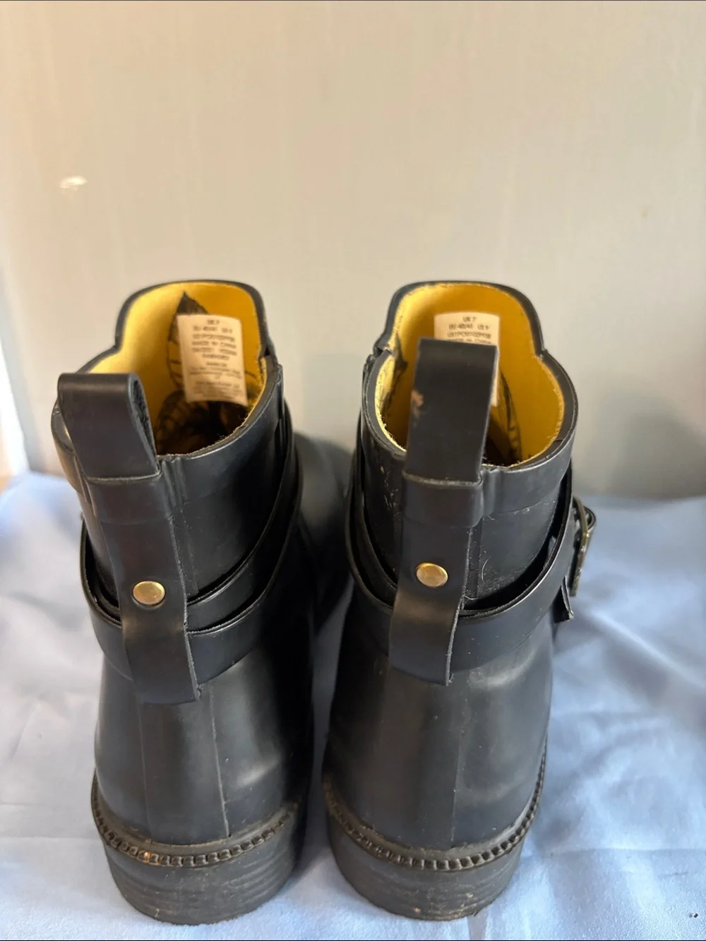 Joules Black Chelsea-Style Rain Boots with Yellow Pattern Lining